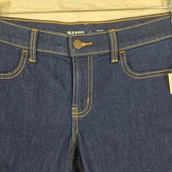 M Old Navy Women Mid-Rise Wow Dark Blue Jean Denim Shorts NWT Size 2 Rolled Hem - Picture 2 of 8